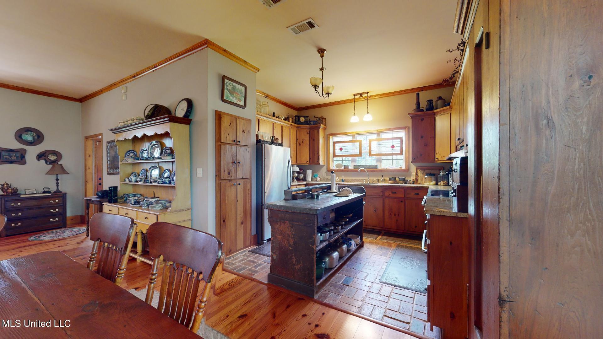 22301 North White Road Vancleave, MS 39565 - Photo 12 of 39 22301-N-White-Rd-09032022_091011