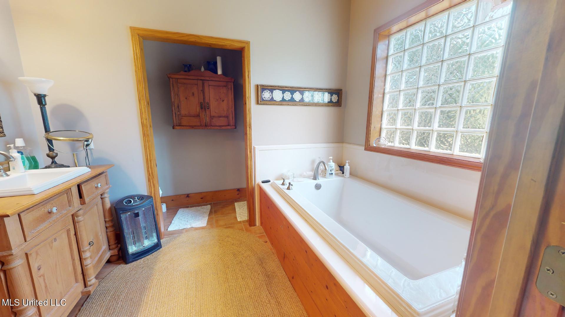 22301 North White Road Vancleave, MS 39565 - Photo 20 of 39 22301-N-White-Rd-09032022_091450