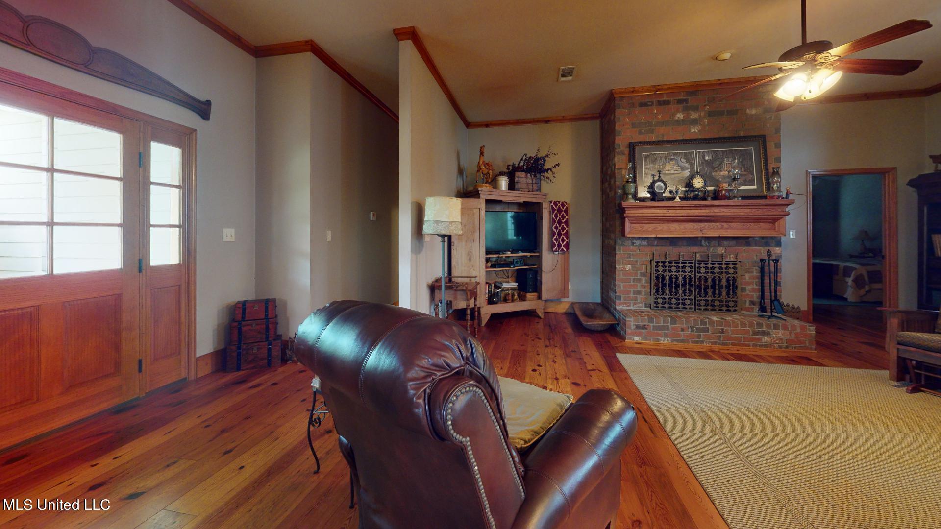 22301 North White Road Vancleave, MS 39565 - Photo 5 of 39 22301-N-White-Rd-Living-Room(1)