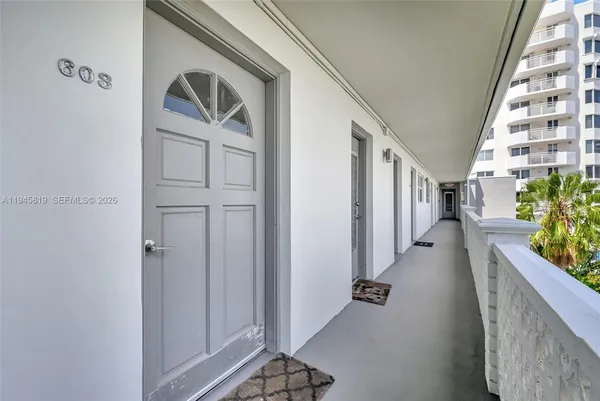 $277,900 | 1620 West Avenue, Unit 603, Miami Beach, FL 33139