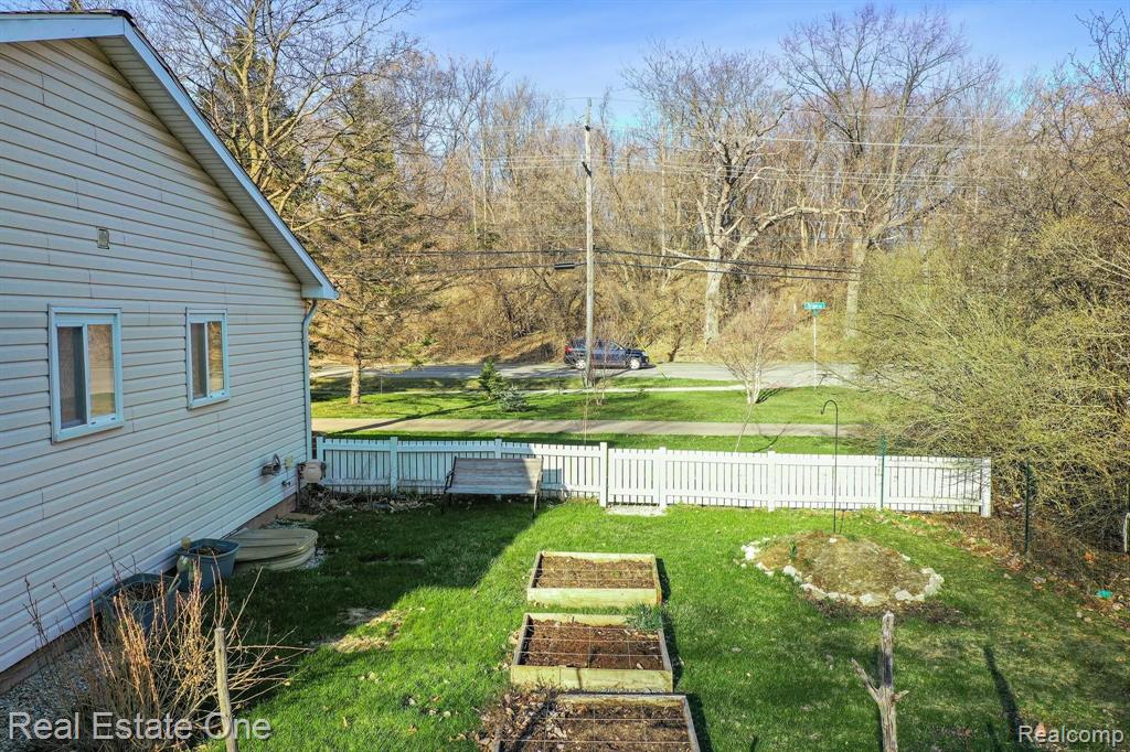 6430 Orion Road Rochester Hills, MI 48306 - Photo 32 of 40