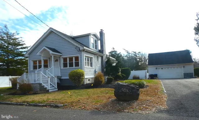 $335,000 | 2024 Elm Avenue, Atco, NJ 08004