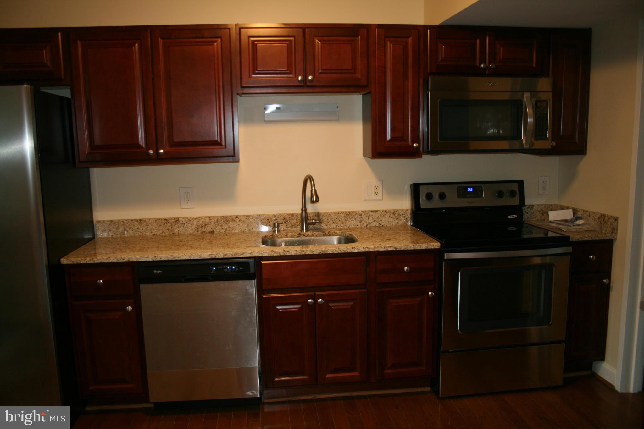 11642 Ivystone Court, Unit 2A1 Reston, VA 20191 - Photo 3 of 29 Kitchen