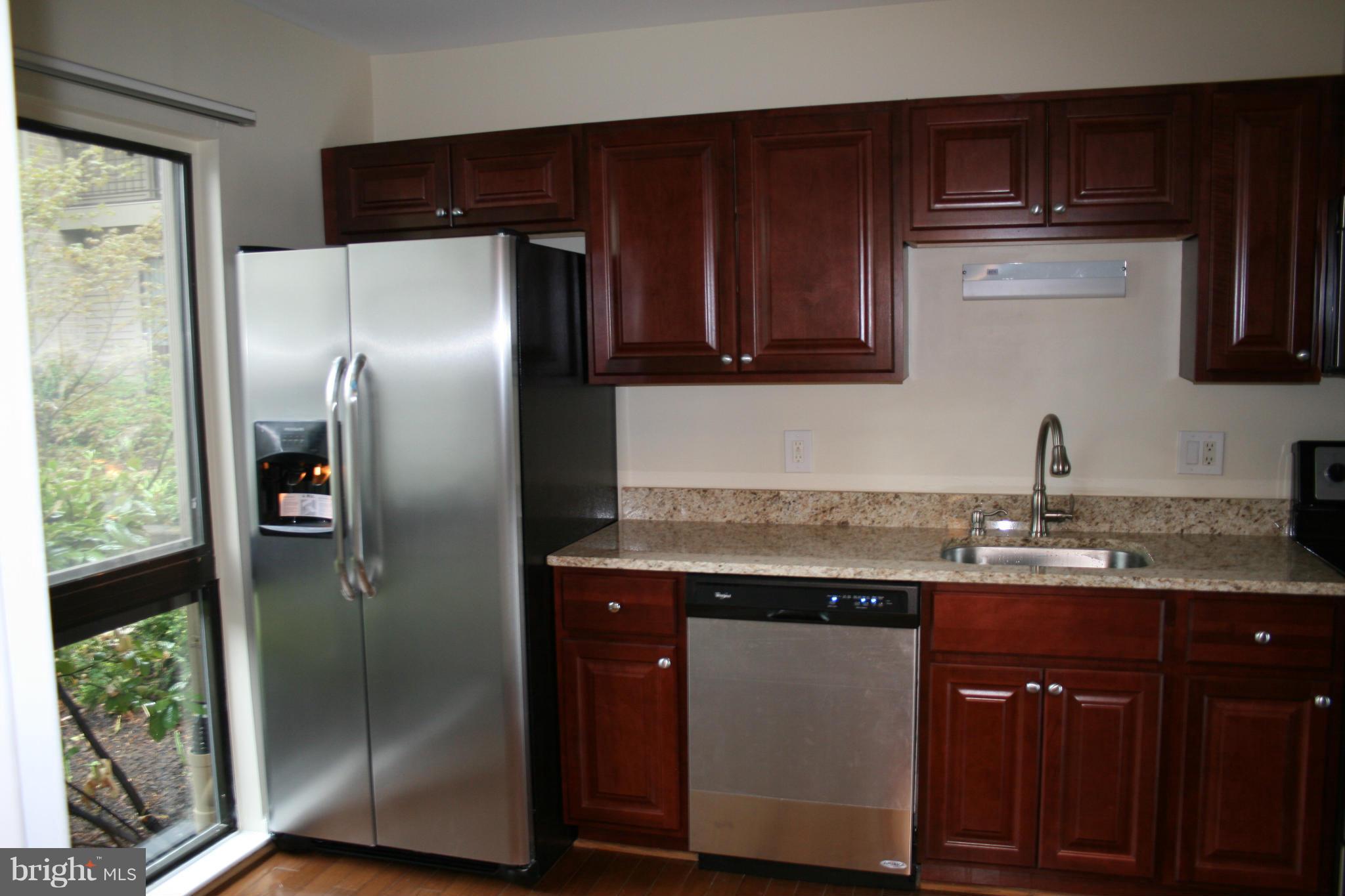 11642 Ivystone Court, Unit 2A1 Reston, VA 20191 - Photo 5 of 29 Kitchen