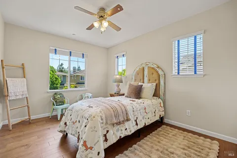 $1,290,000 | 68 Pinheiro Circle, Novato, CA 94945