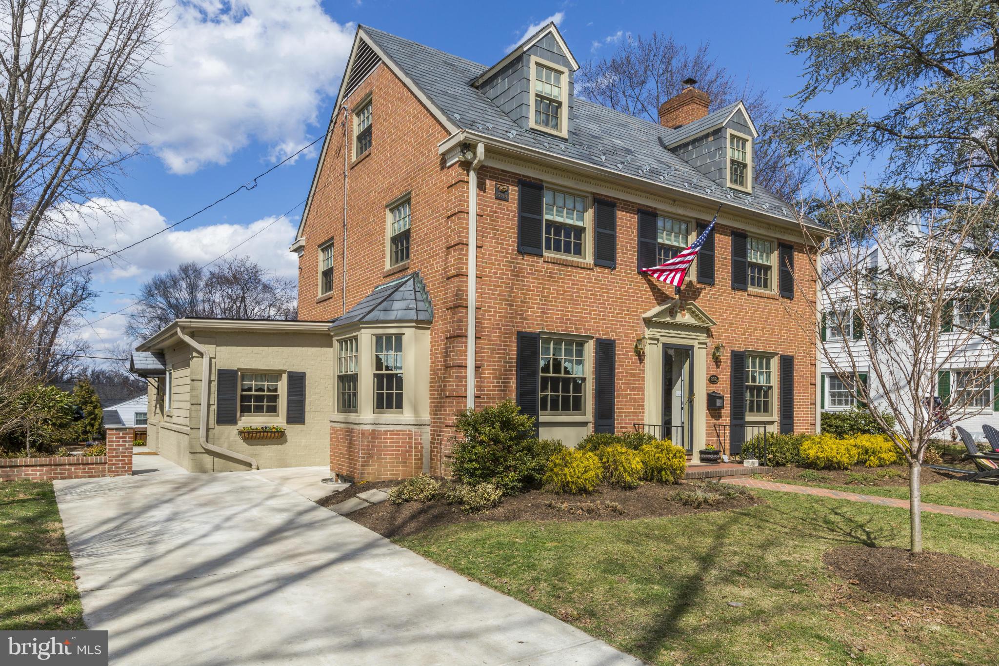 808 Chumleigh Road Baltimore, MD 21212 - Photo 1 of 30 Side addition adds mud room and full pantry.