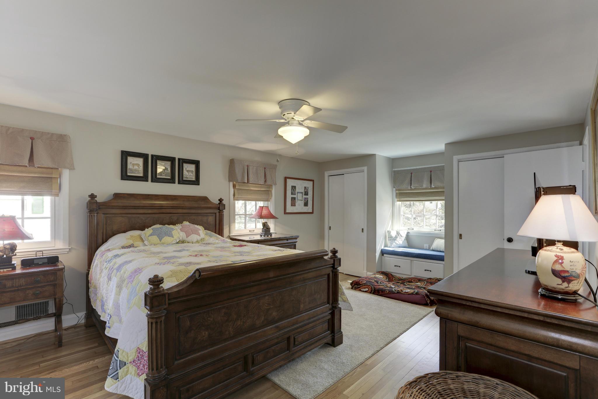 808 Chumleigh Road Baltimore, MD 21212 - Photo 17 of 30 Large master bedroom with multiple closets