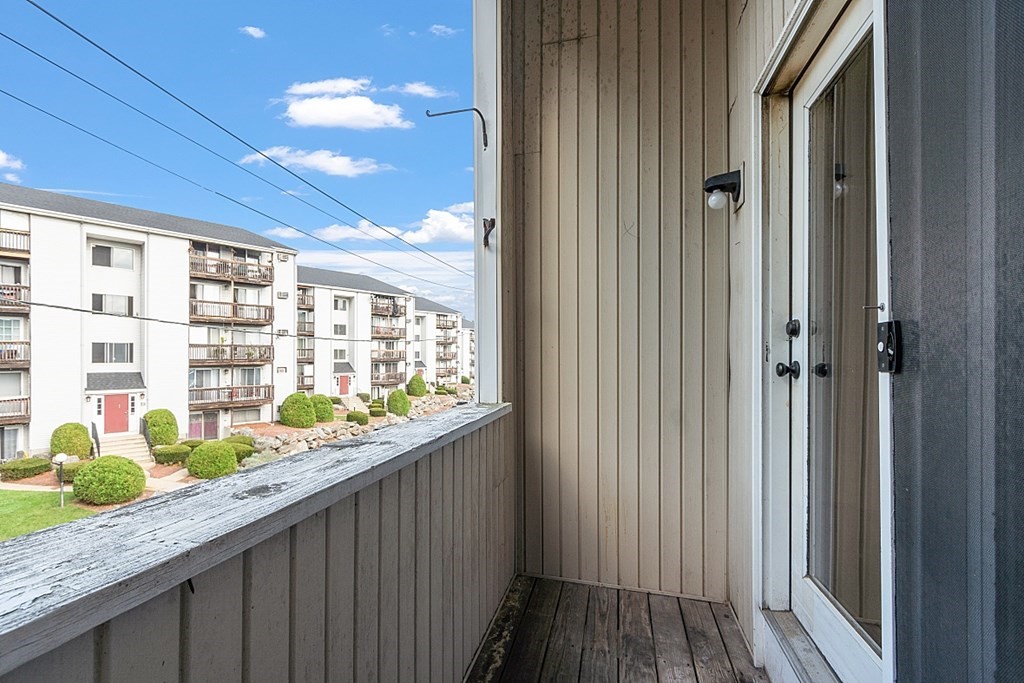 7 Gibbs Street, Unit 12 Worcester, MA 01607 - Photo 10 of 42 Gallery Image 10