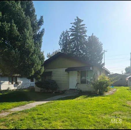 $210,000 | 1051 Almo Avenue, Burley, ID 83318