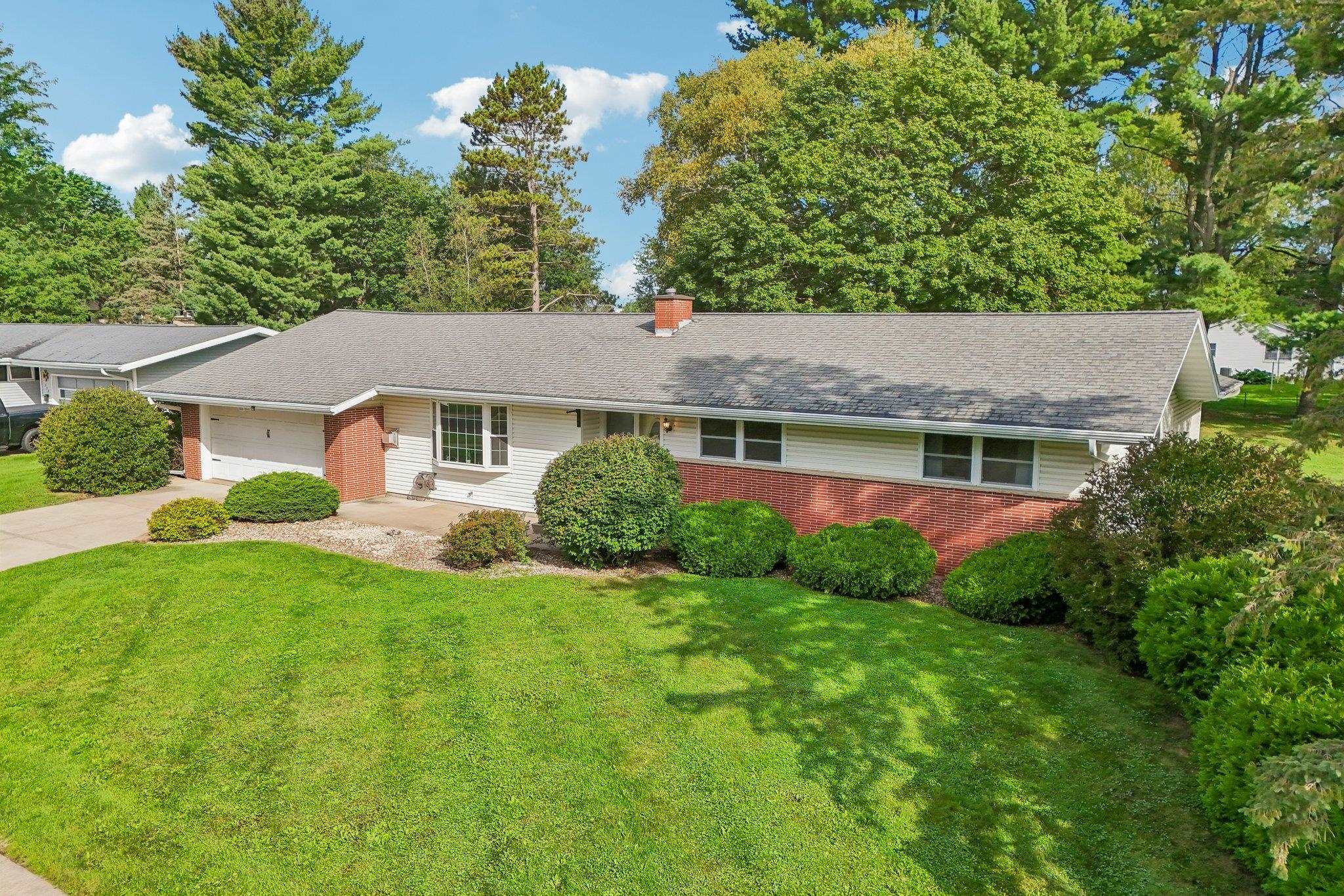 522 Franklin Street Reedsburg, WI 53959 - Photo 2 of 76 Gallery Image 2