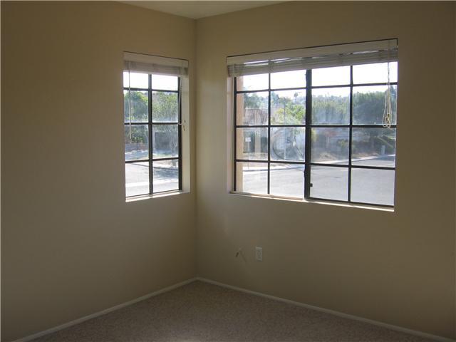 1494 Powell Road Oceanside, CA 92056 - Photo 6 of 25