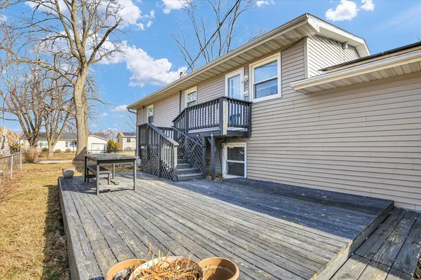 $259,900 | 2401 Arden Drive, Champaign, IL 61821