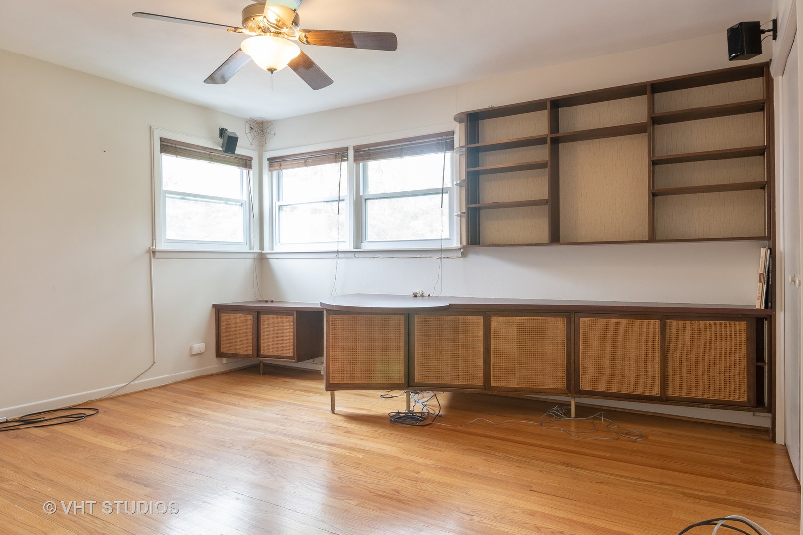 929 Long Road Glenview, IL 60025 - Photo 10 of 14