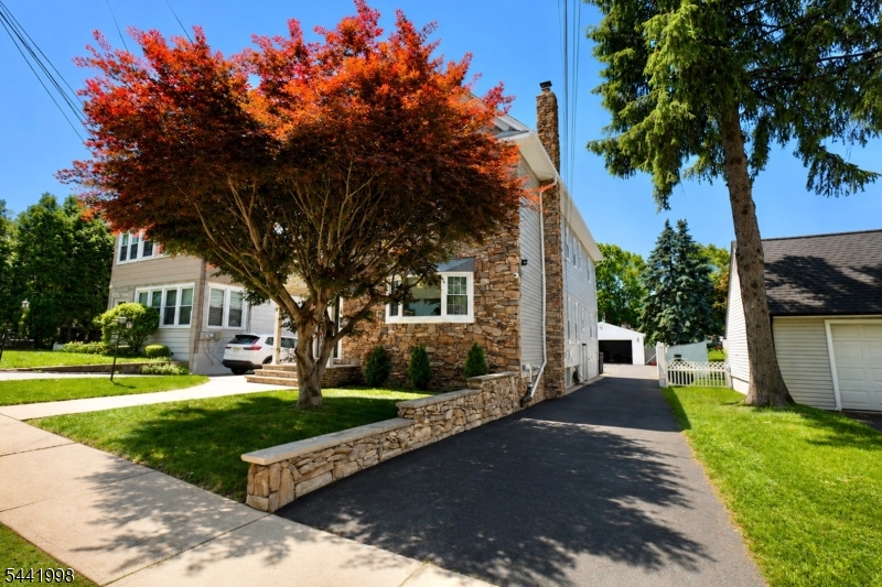 11 Insley Avenue Rutherford, NJ 07070 - Photo 2 of 41