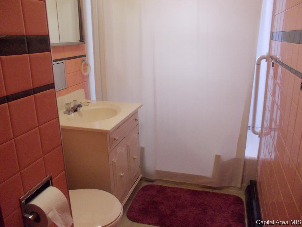 3250 East Elm Street Springfield, IL 62702 - Photo 11 of 26 Gallery Image 11