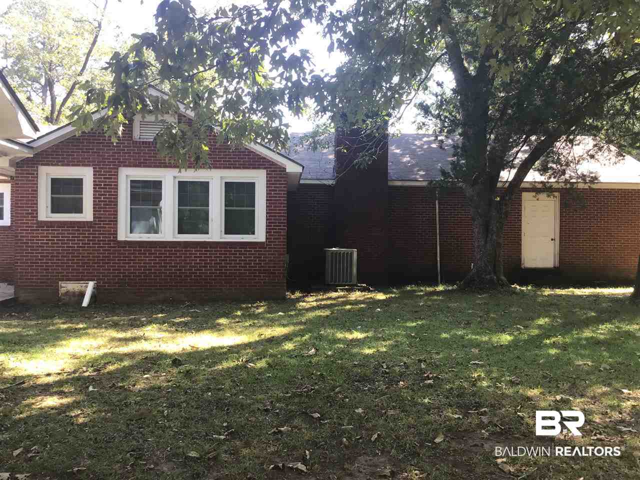 334 Golf Drive Monroeville, AL 36460 - Photo 3 of 11