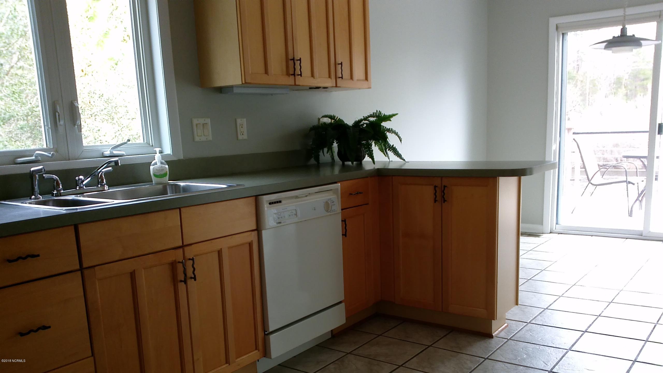 316 Okeechobee Road Wilmington, NC 28412 - Photo 18 of 43 WIN_20180218_135506