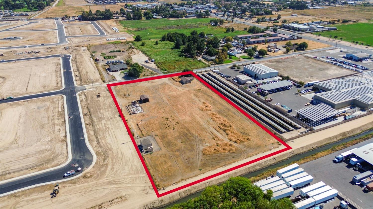 259 Swanson Road Manteca, CA 95337 - Photo 18 of 27 an aerial view of a backyard