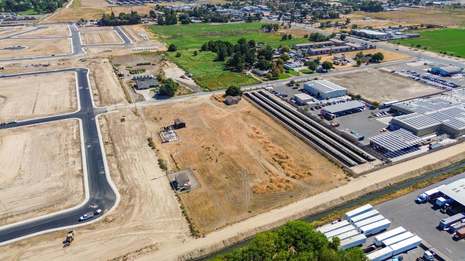 259 Swanson Road Manteca, CA 95337 - Photo 8 of 27 an aerial view of a backyard