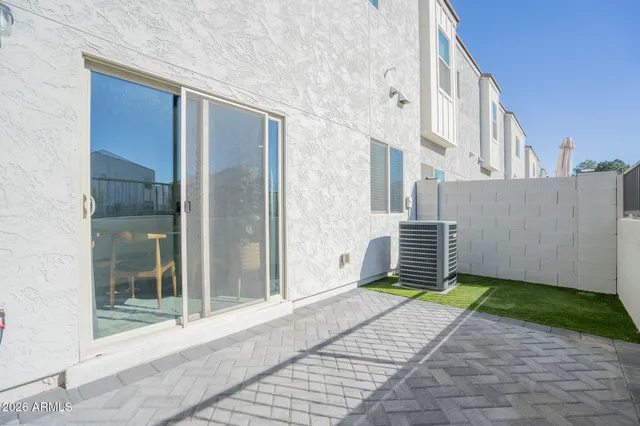 $1,895 | 2259 West Laurie Lane, Phoenix, AZ 85021