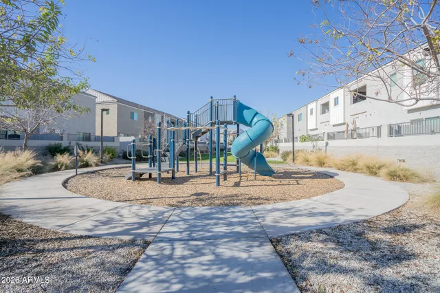 $1,895 | 2259 West Laurie Lane, Phoenix, AZ 85021