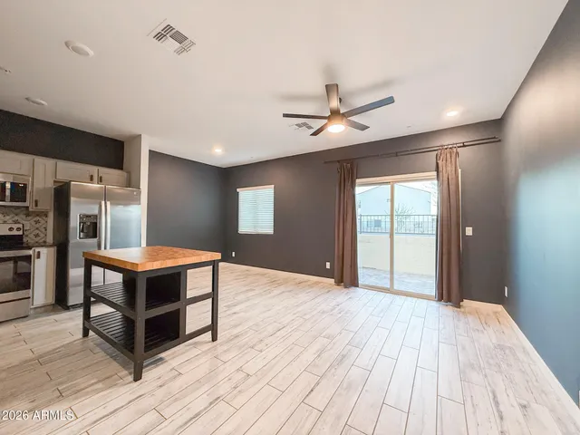 $1,895 | 2259 West Laurie Lane, Phoenix, AZ 85021