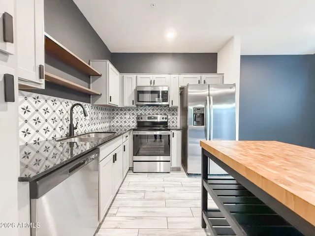 $1,895 | 2259 West Laurie Lane, Phoenix, AZ 85021