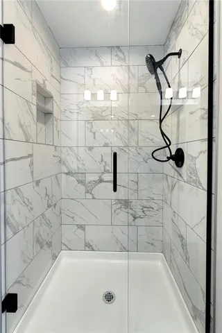 $419,999 | 1515 Northwest Whispering Court, Grain Valley, MO 64029