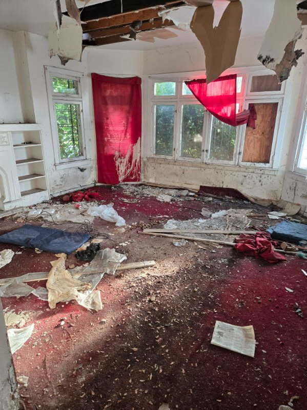 8350 South Green Street Chicago, IL 60620 - Photo 6 of 8 a view of a house with a yard