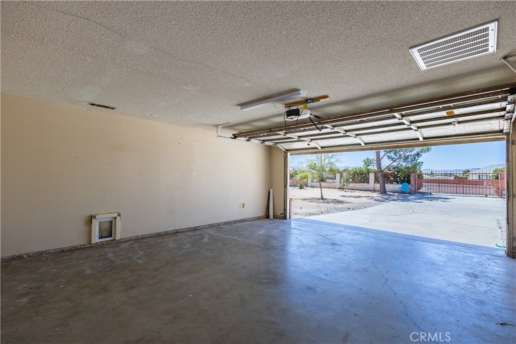 20086 Yucca Loma Road Apple Valley, CA 92307 - Photo 33 of 41