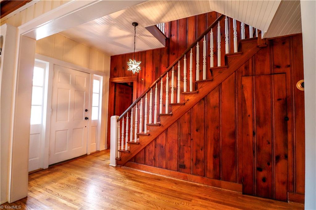 2412 Oak Ridge Road Oak Ridge, NC 27310 - Photo 2 of 30 Entry way