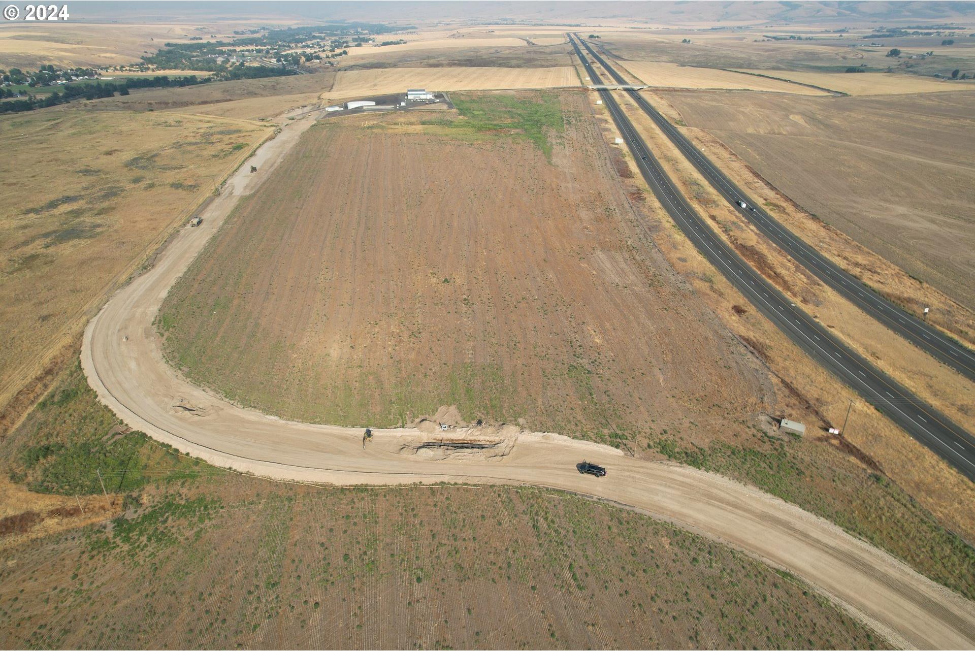 Kirk Avenue, Unit 200 Pendleton, OR 97801 - Photo 4 of 16 Drone View/UAV