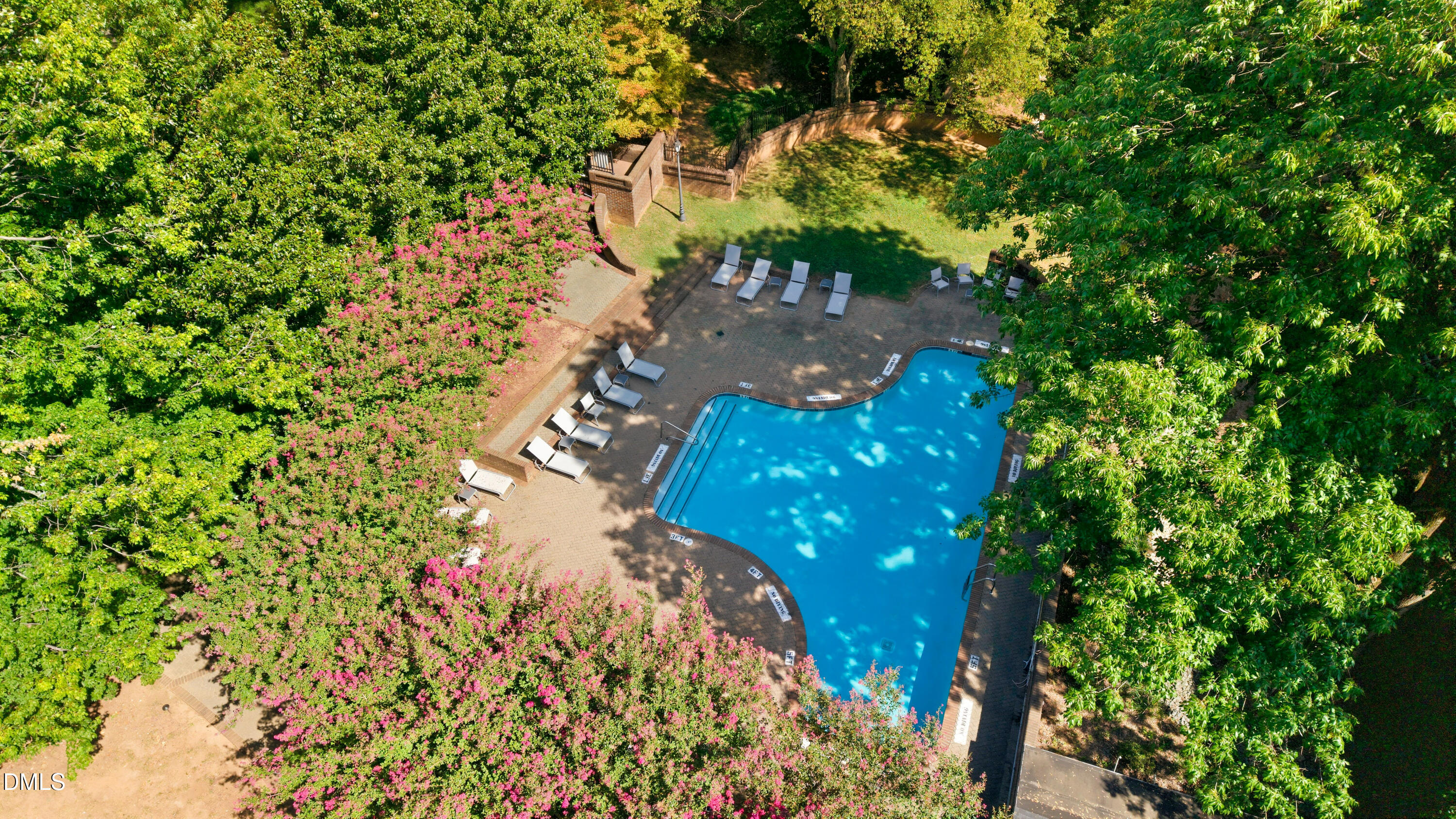 750 Washington Street, Unit 302 Raleigh, NC 27605 - Photo 27 of 40 750 Washington St #302-2