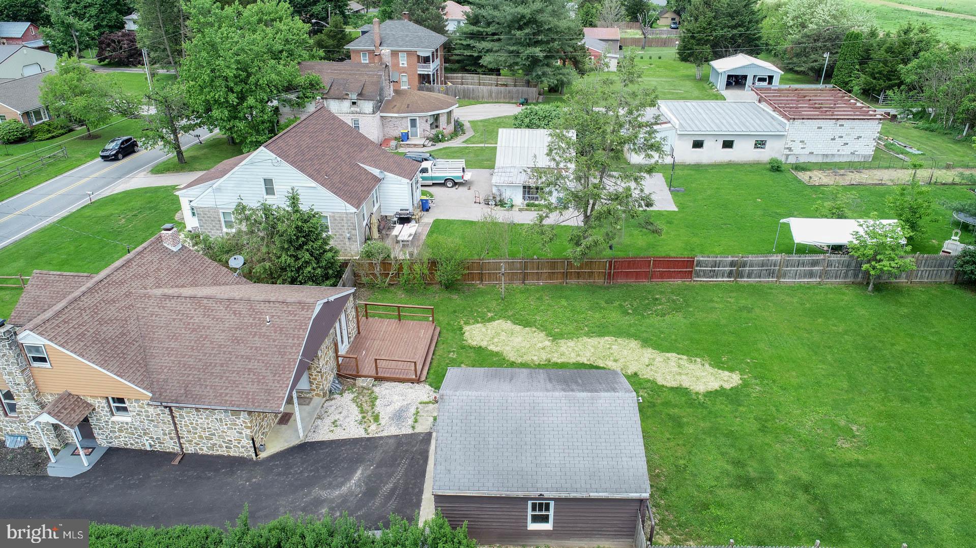 6068 Old Hanover Road Spring Grove, PA 17362 - Photo 14 of 46