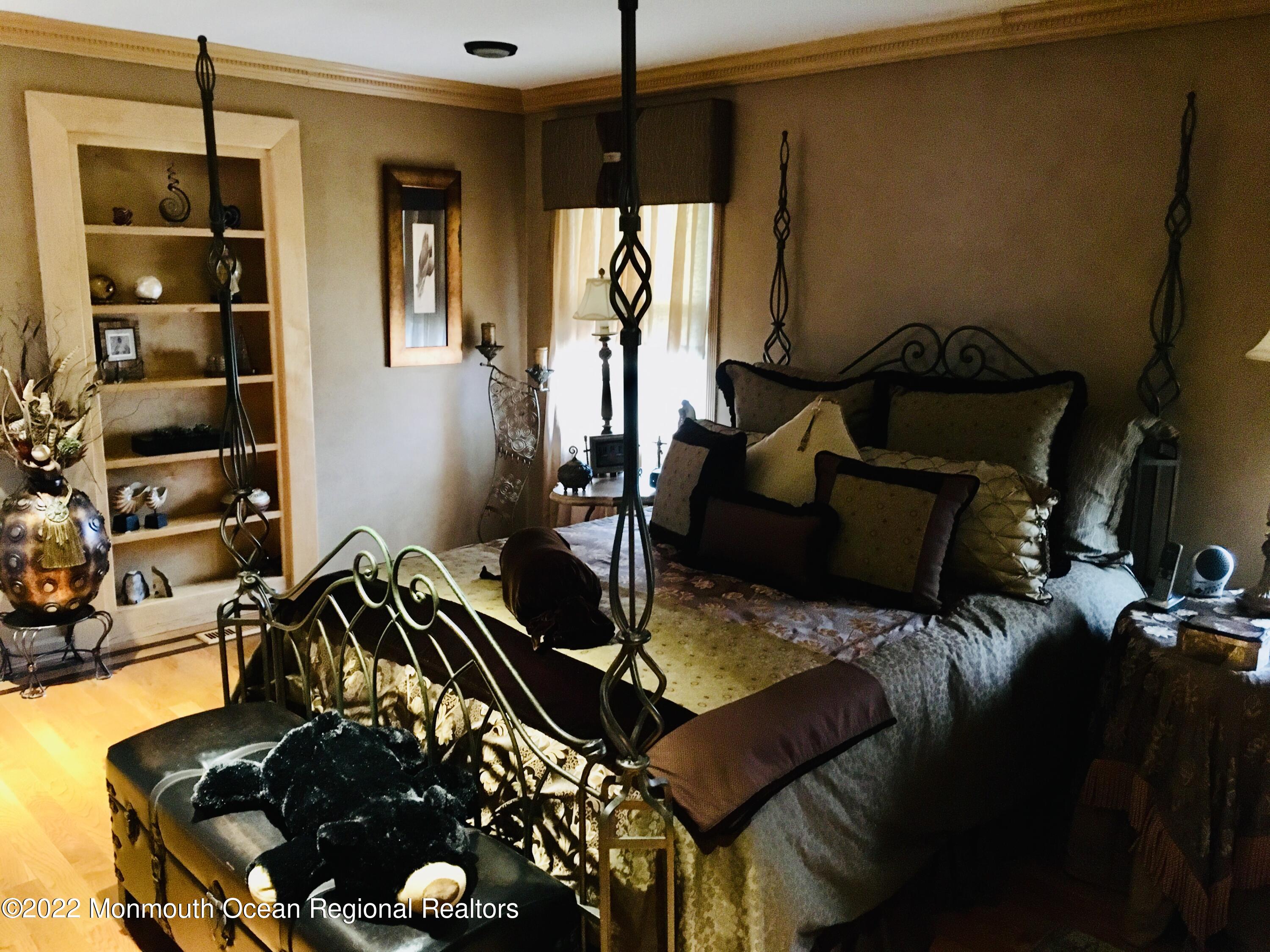 9 Ardmore Road Marlboro, NJ 07746 - Photo 15 of 42 828F0F43-89E0-4A7B-803D-338C4A69FE6D