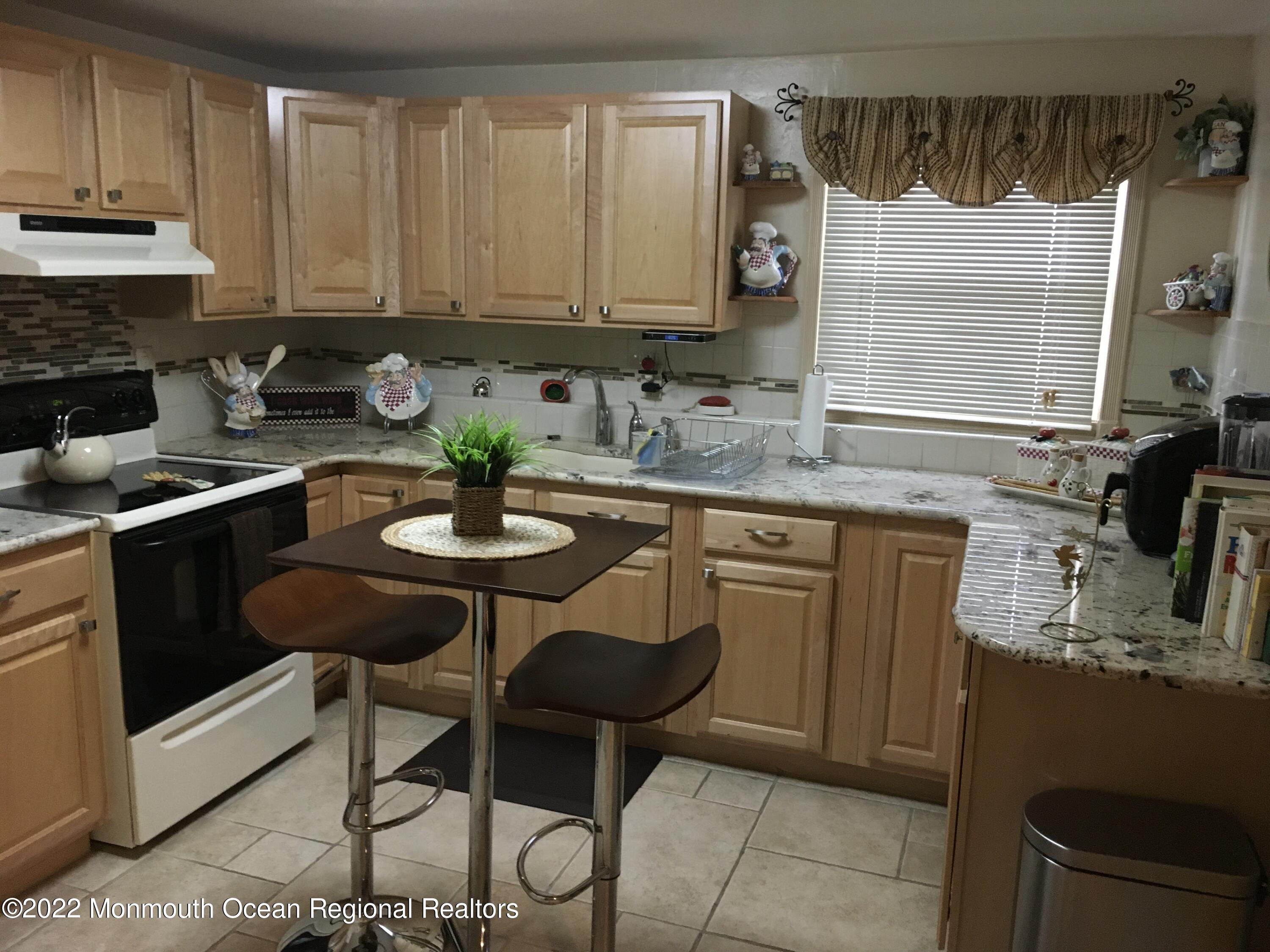 9 Ardmore Road Marlboro, NJ 07746 - Photo 28 of 42 B5A61E69-2BC2-4BBF-9F42-9CB822C184F7