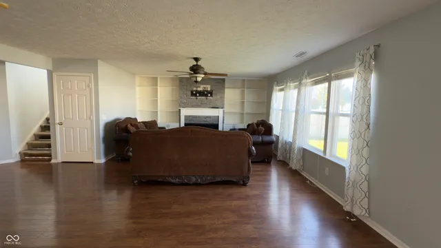 $2,500 | 5064 Gunston Lane, Plainfield, IN 46168