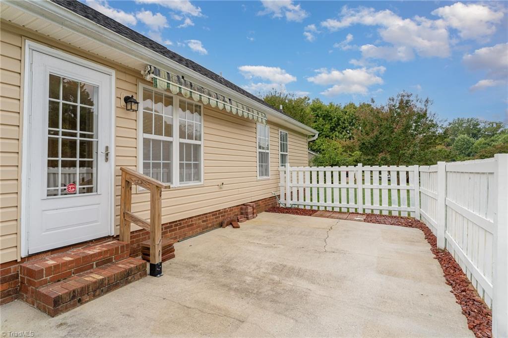 6310 Hampton Knoll Road Clemmons, NC 27012 - Photo 19 of 26 Gallery Image 19
