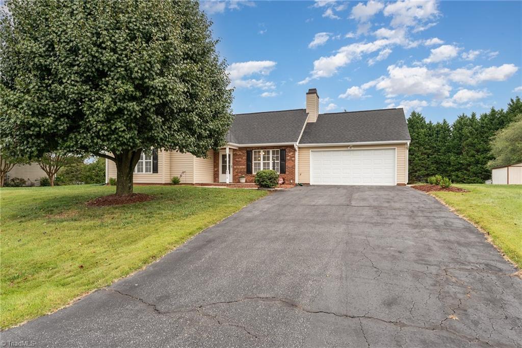 6310 Hampton Knoll Road Clemmons, NC 27012 - Photo 5 of 26 Gallery Image 5