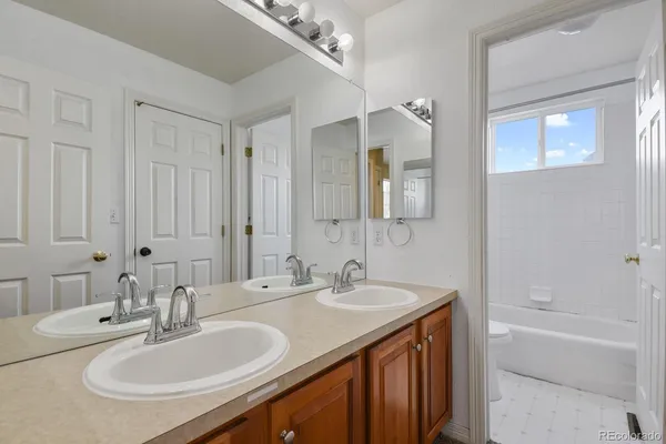 $840,000 | 18119 East Caley Circle, Aurora, CO 80016