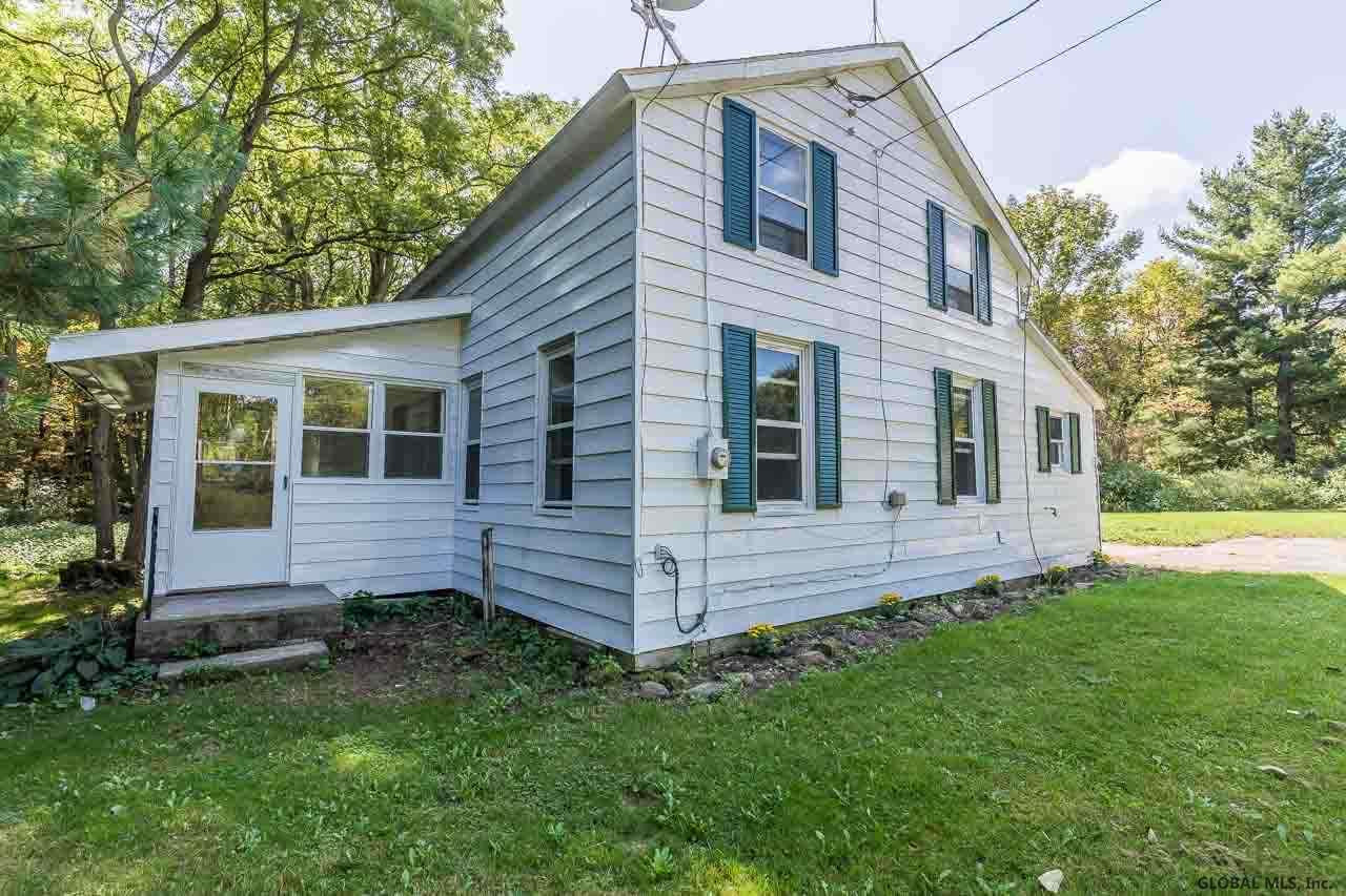 187 Maclachlan Road Amsterdam, NY 12010 - Photo 2 of 17 Photo 2