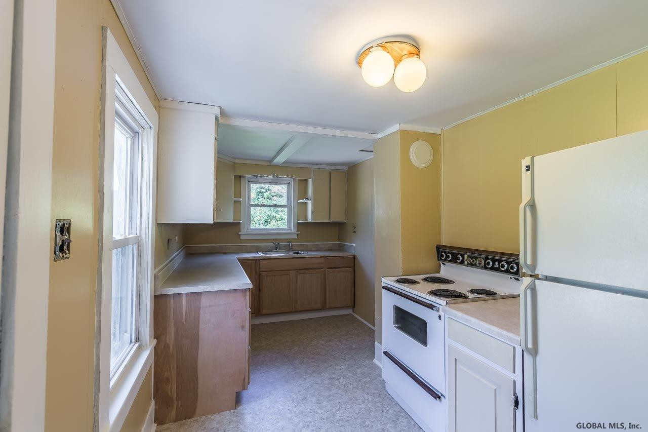 187 Maclachlan Road Amsterdam, NY 12010 - Photo 7 of 17 Photo 7
