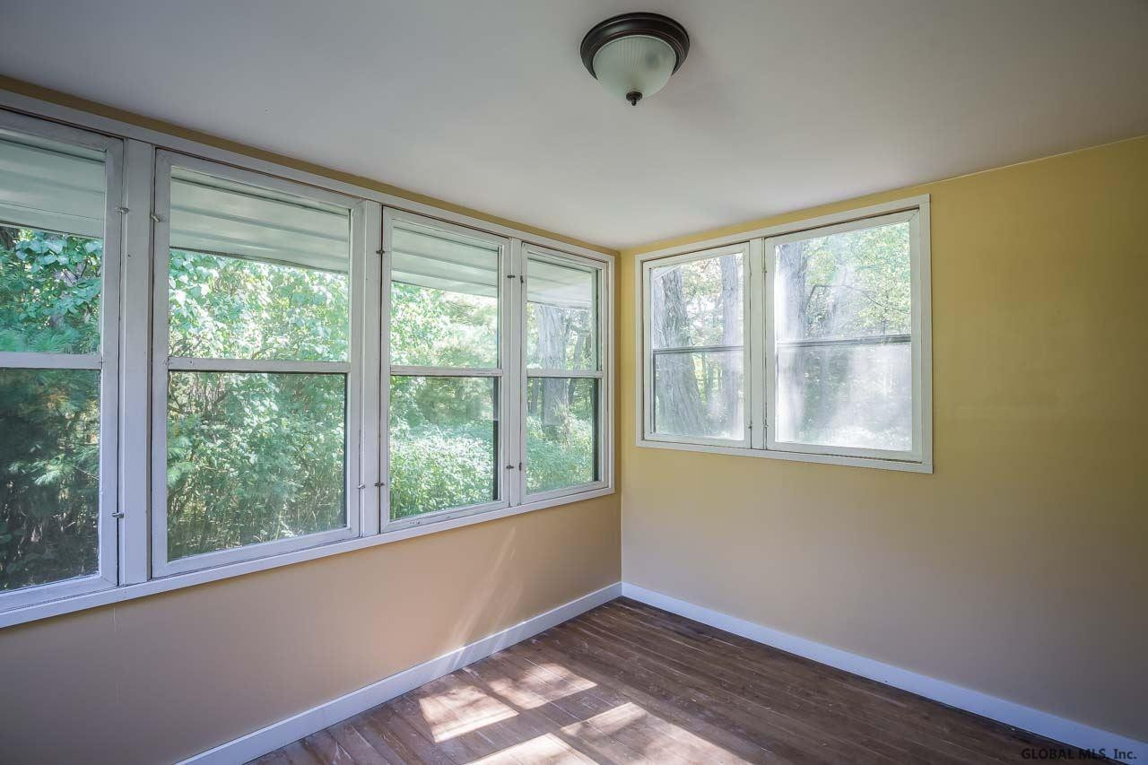 187 Maclachlan Road Amsterdam, NY 12010 - Photo 10 of 17 Photo 10