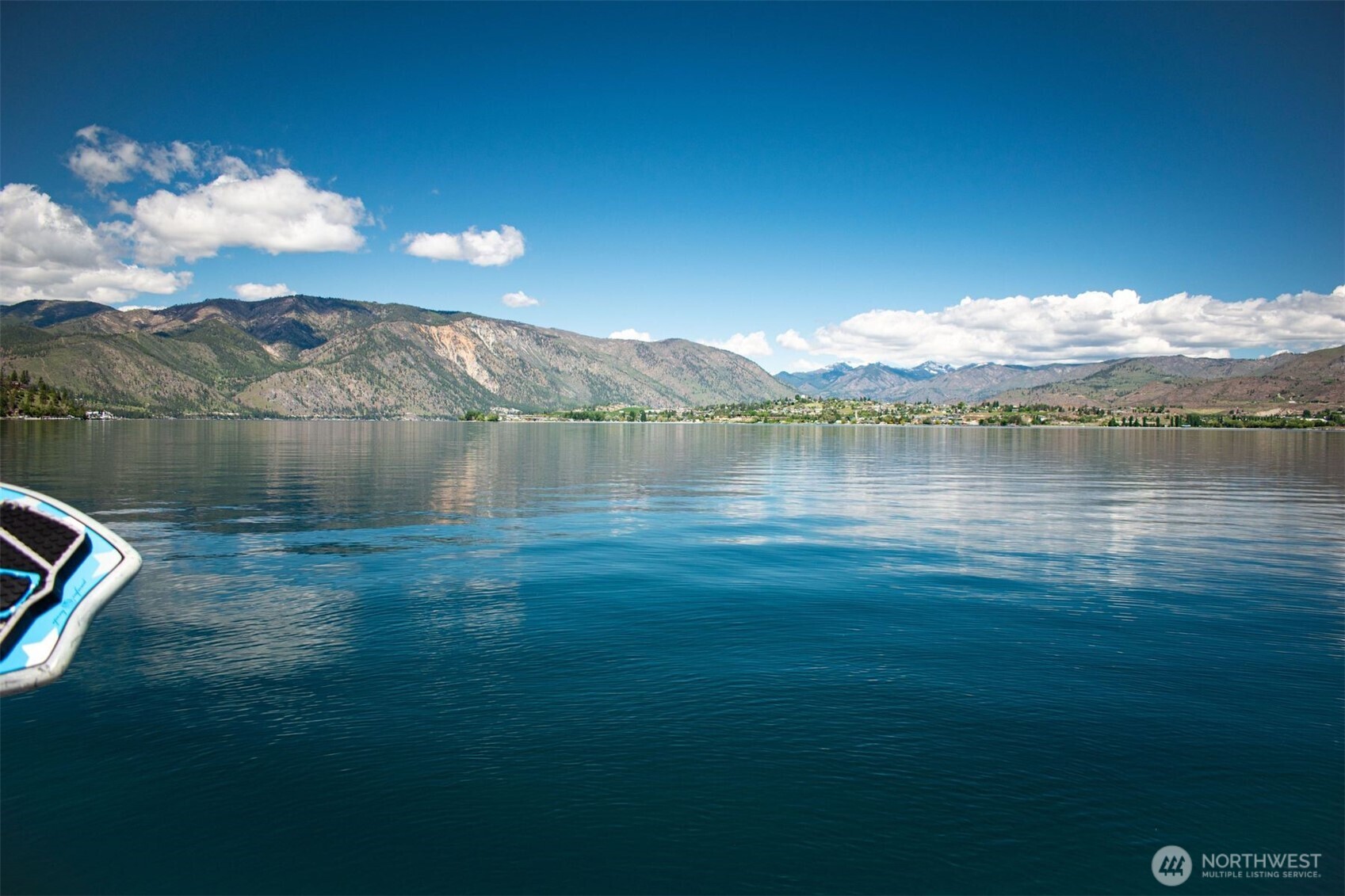 2650 South Lakeshore Road Chelan, WA 98816 - Photo 3 of 10 a view of a lake from a yard