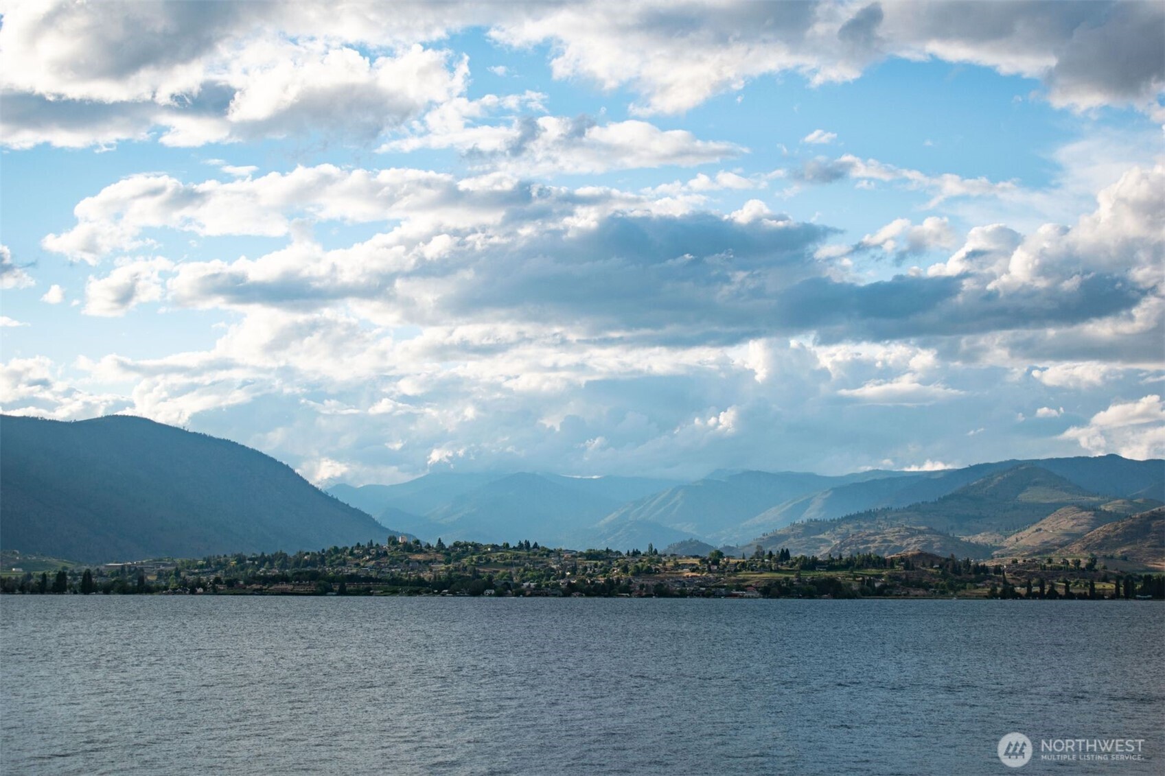 2650 South Lakeshore Road Chelan, WA 98816 - Photo 6 of 10 a view of lake