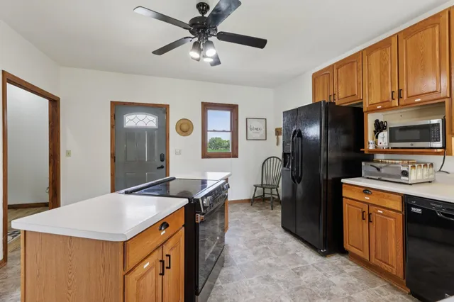 $499,900 | N3820 Fairwood Road, Reeseville, WI 53579