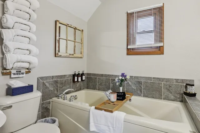 $499,900 | N3820 Fairwood Road, Reeseville, WI 53579