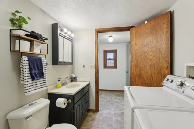 $499,900 | N3820 Fairwood Road, Reeseville, WI 53579