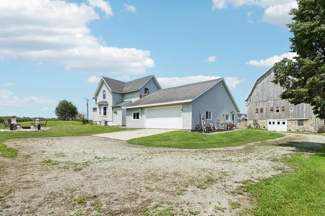 $499,900 | N3820 Fairwood Road, Reeseville, WI 53579