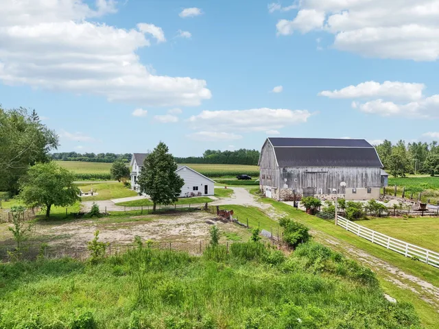 $499,900 | N3820 Fairwood Road, Reeseville, WI 53579